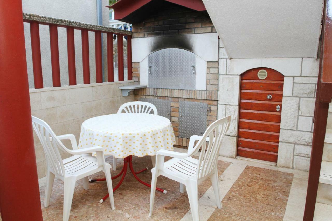 Appartamento Raos Iva Traù Esterno foto