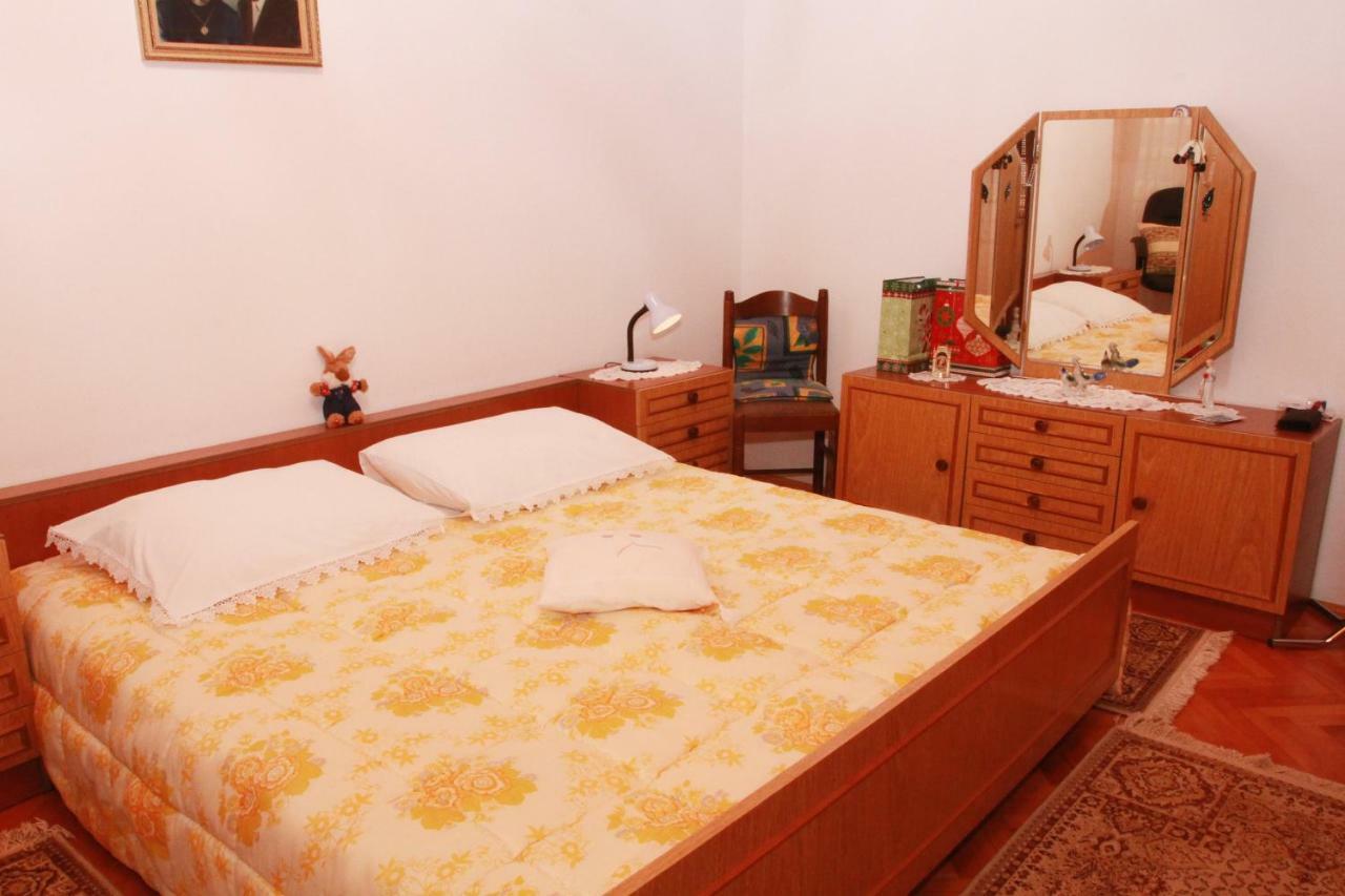 Appartamento Raos Iva Traù Esterno foto